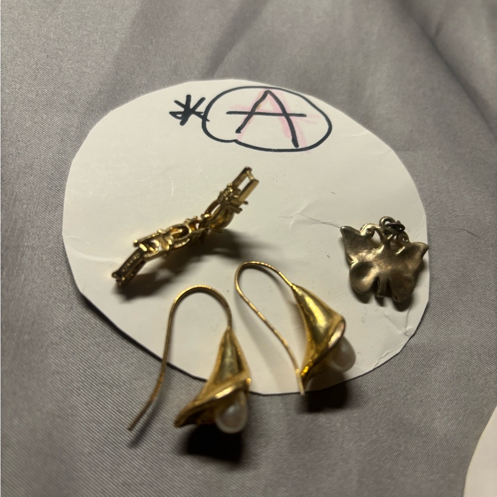 Jewelry bundle - Picture 7 of 7